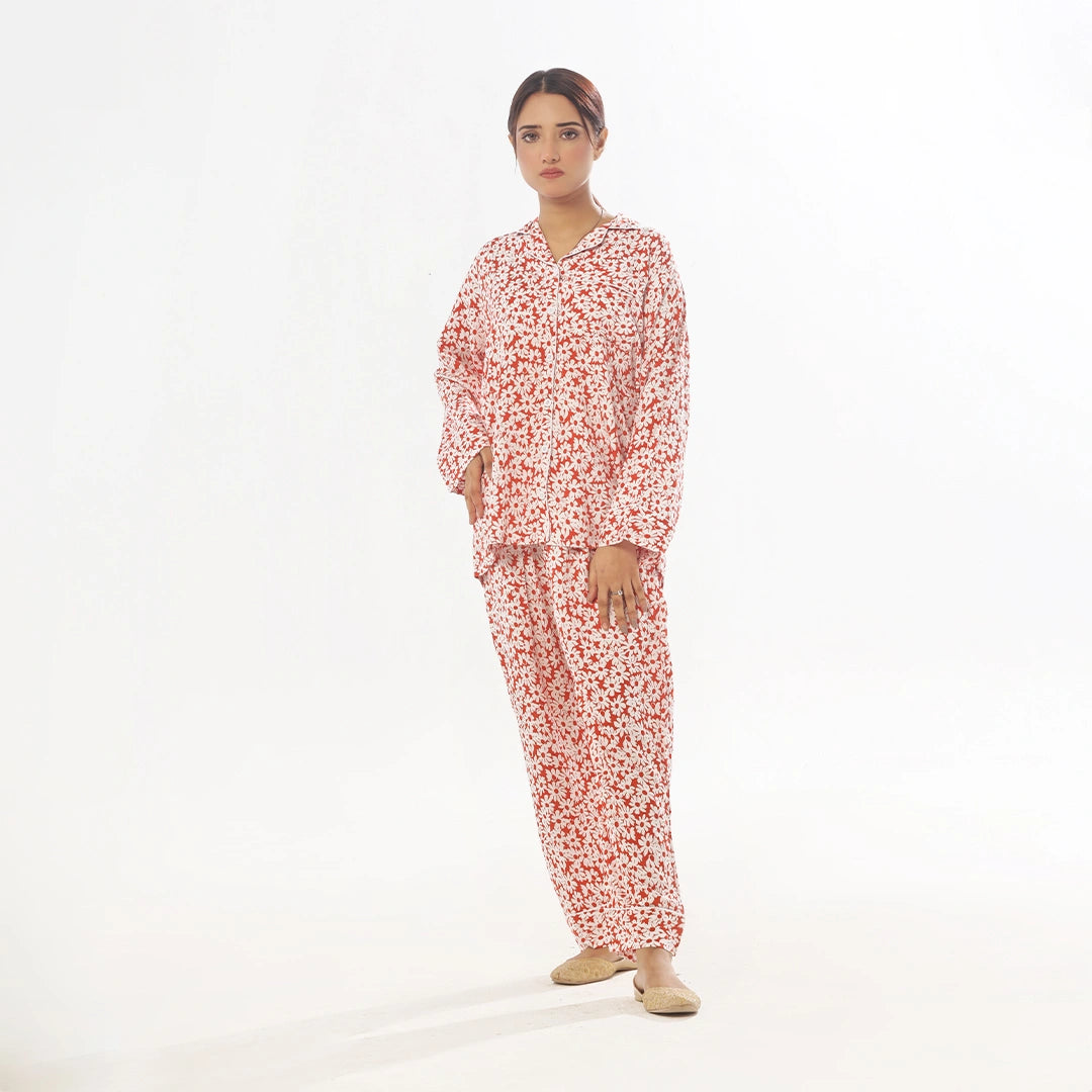 Sajiero Mat Daisy Linen Pajama Suit