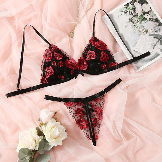 Sajiero Rose Red Erotic Embroidered Padded Bra and Panty Set