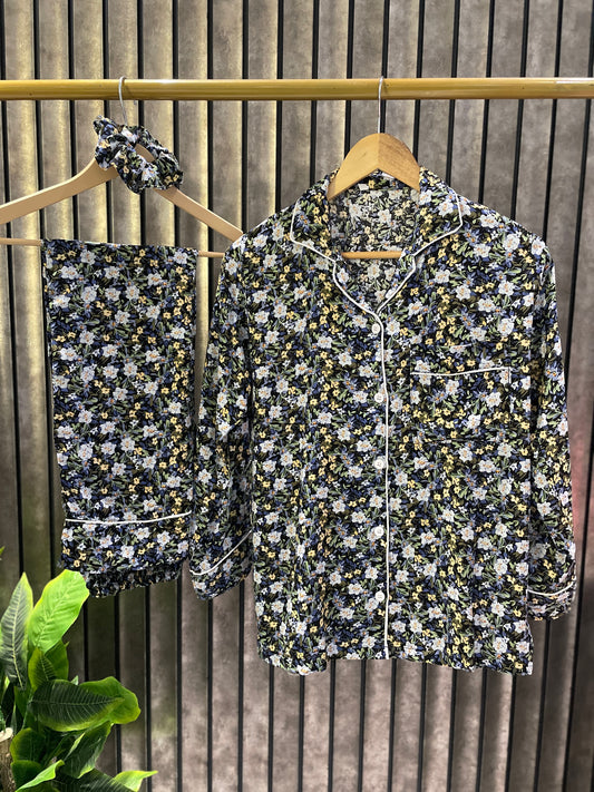 Sajiero Full Bloom Linen Pajama Suit