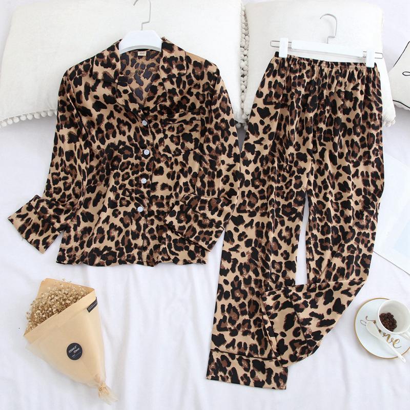 Sajiero Galaxy Pajama Suit Printed Leopard